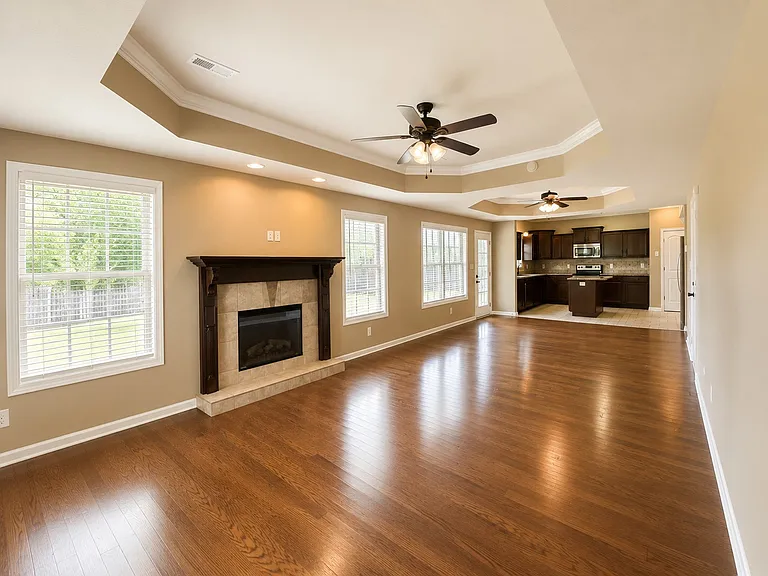 3357 Wiser Dr — Photo 5