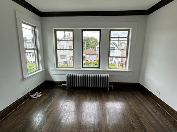 2535 N Linder Ave #2F, Chicago, IL 60639