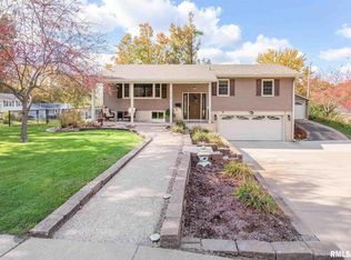 2730 34th Avenue Ct, Rock Island, IL