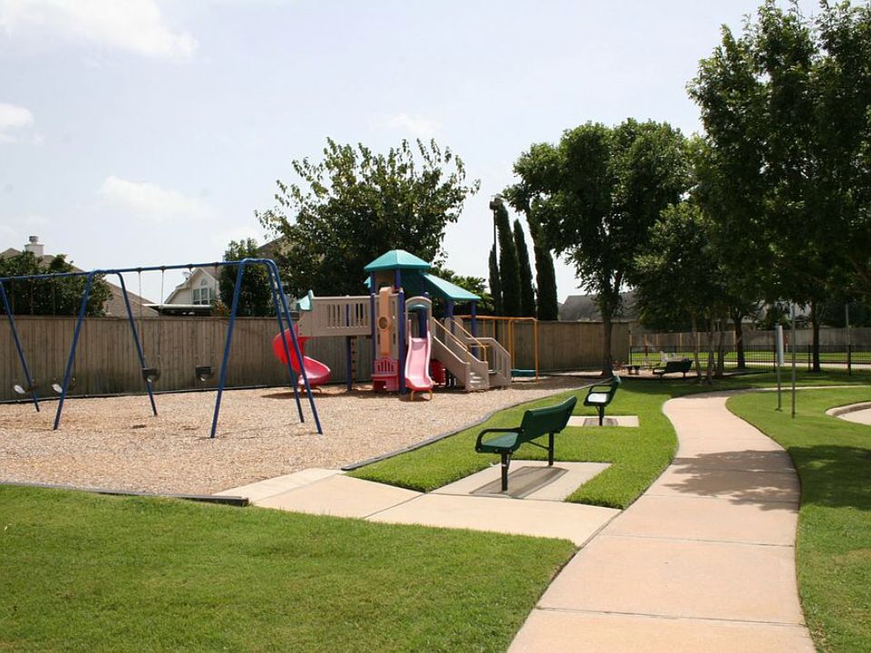 Neighborhood park 