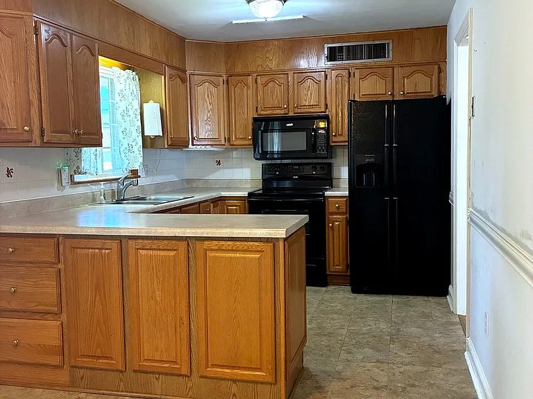 breakfast nook and kitchen