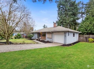 19563 3rd Ave S, Des Moines, WA 98148