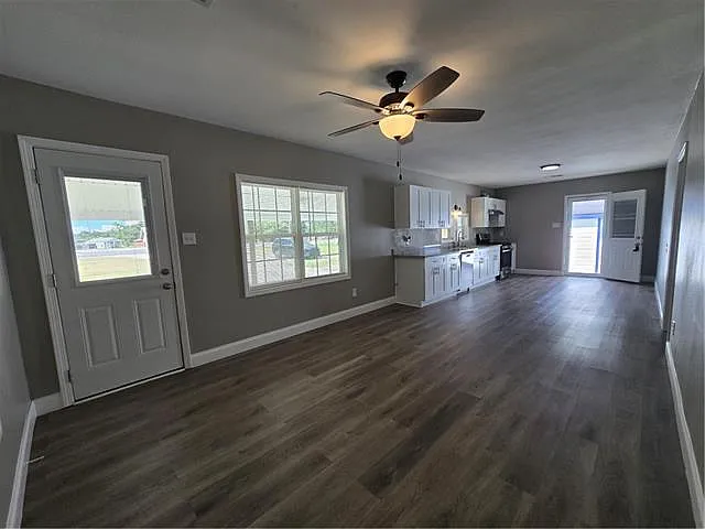 17455 Highway 631 — Photo 5