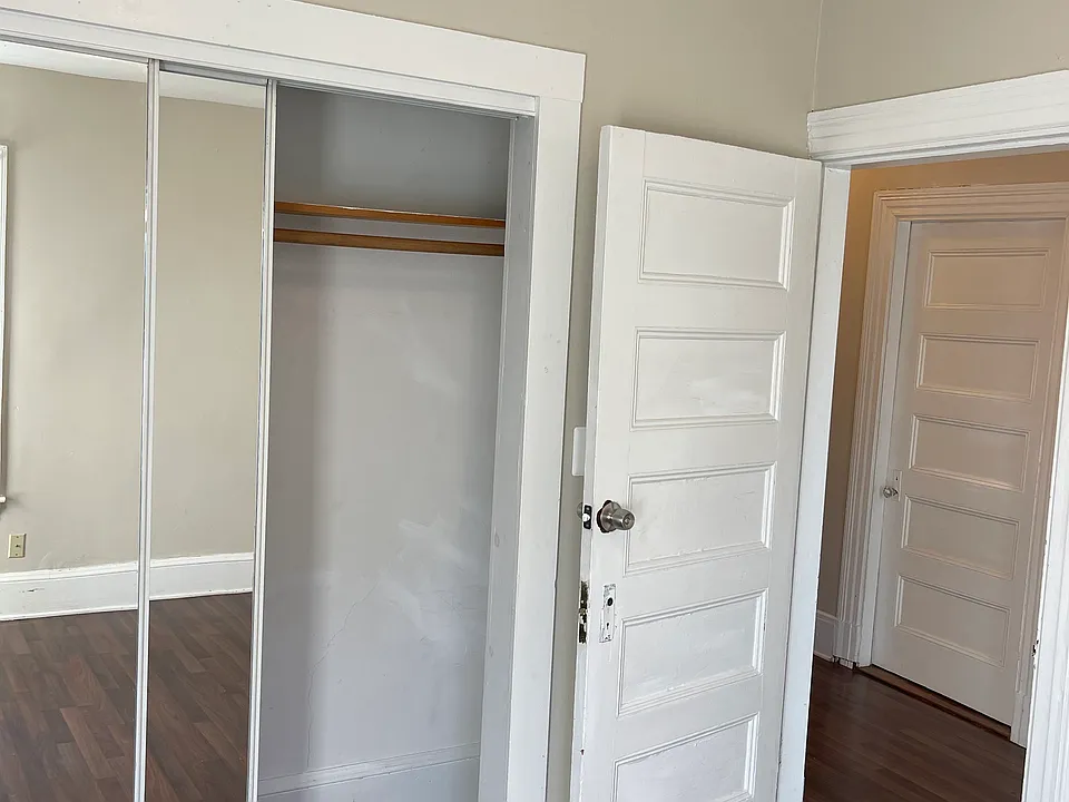 Entrance to bedroom