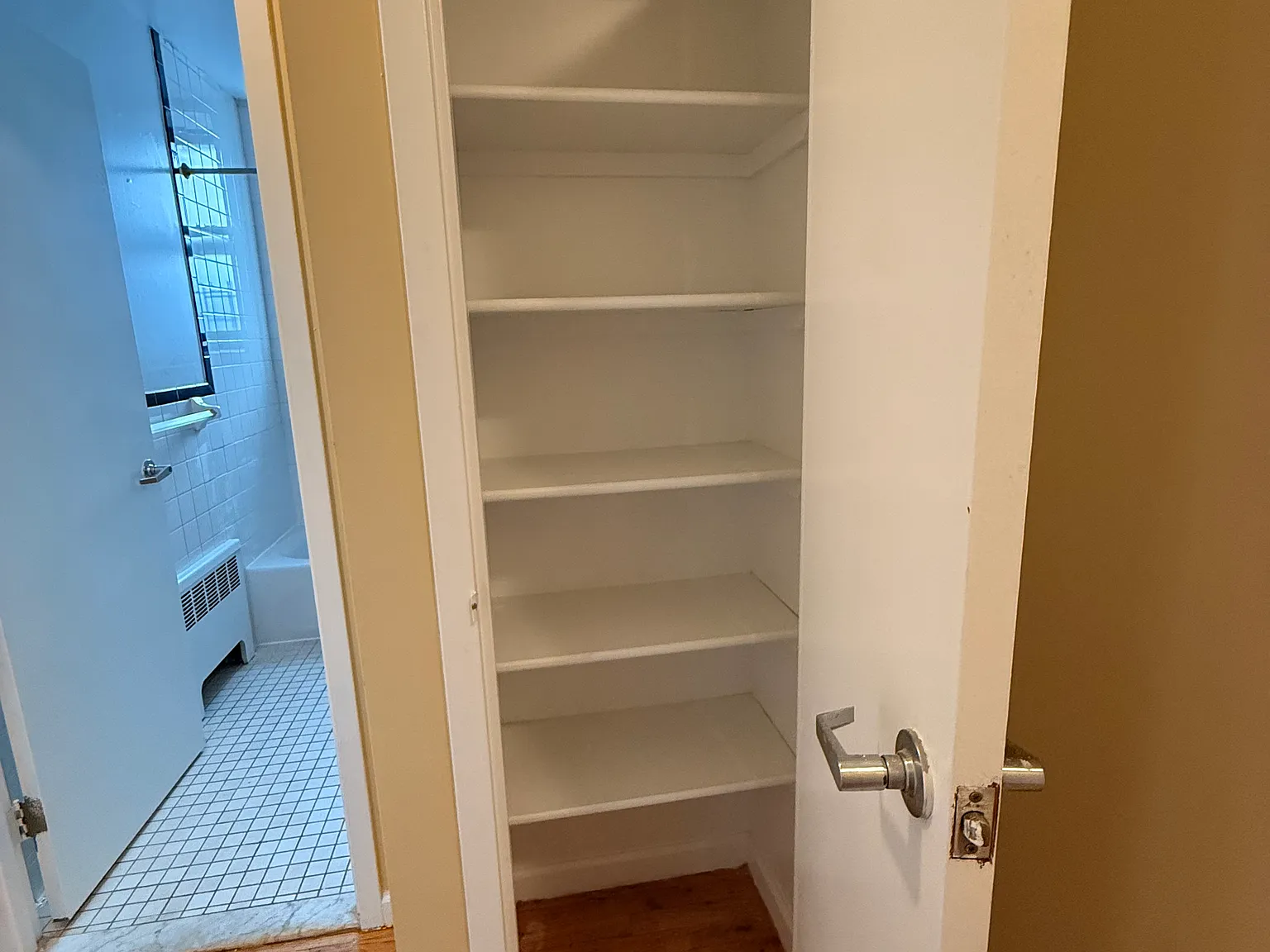 2 bed, $2,997 — Photo 4