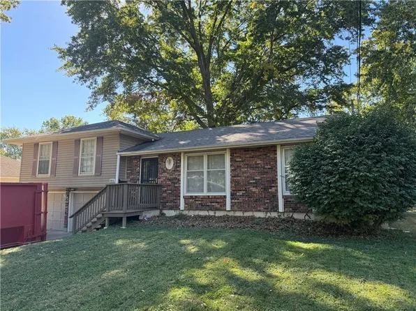 9014 Hunter St, Kansas City, MO 64138