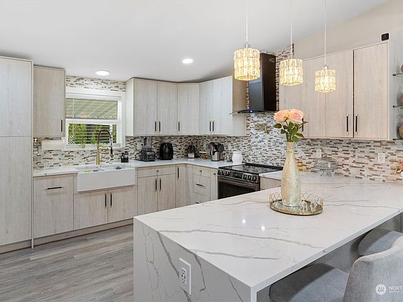 2nd image of 15410 SE 272nd Street #57