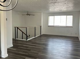 4905 - York Duplex