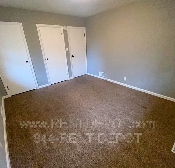 112 S Lincoln Park Dr — Photo 11