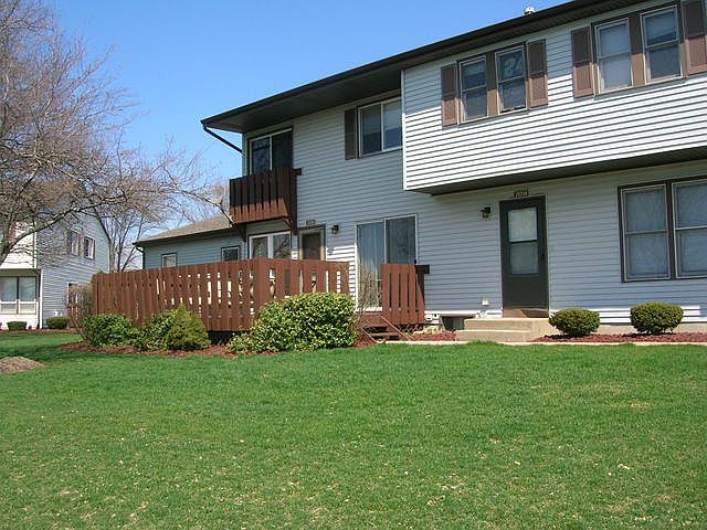 1st image of 20206 S Fairwood Ct