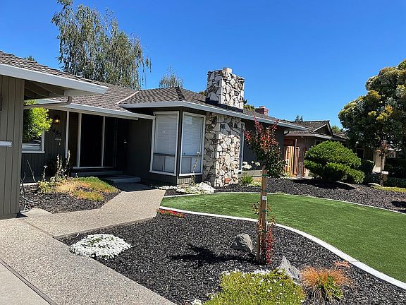 3rd image of 1485 Robsheal Dr