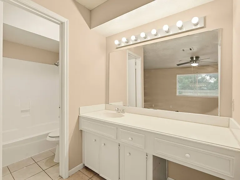 823 Red Rock Canyon Dr — Photo 21