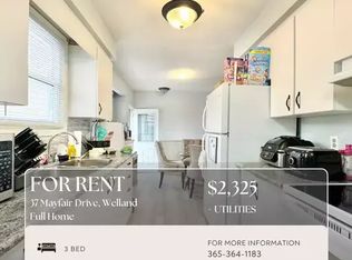 37 Mayfair Dr #1A, Welland, ON L3C7A2