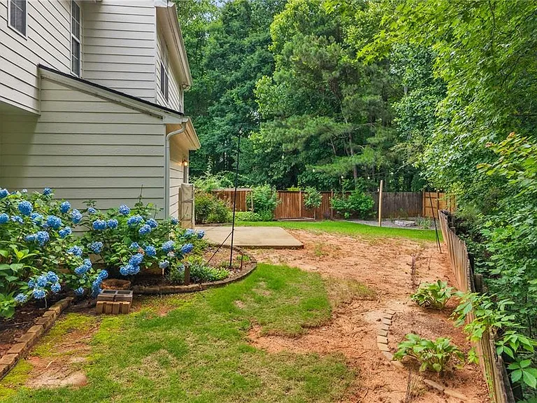 370 Manor Glen Dr — Photo 40