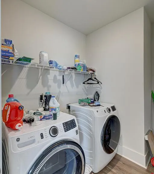 410 Edgewater Way — Photo 16
