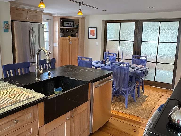 84 Waterside Ln #3 — Photo 9