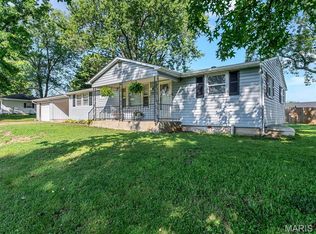 435 Old Springfield Rd, Bourbon, MO 65441