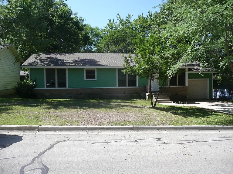 3405 Binyon Ave — Photo 11