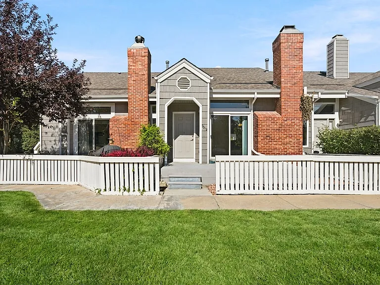9010 Bear Mountain Dr — Photo 1
