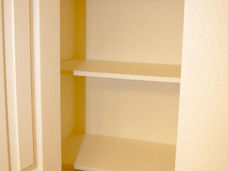 Lots of closet space!