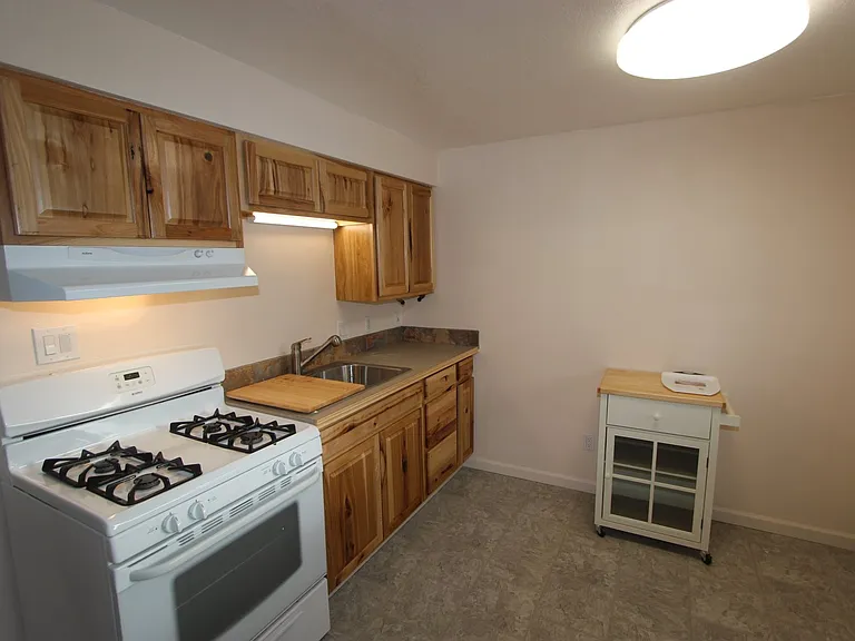 2361 Homestead Ct #1B — Photo 3