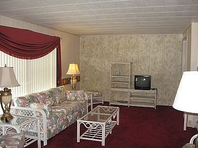 4th image of 1058 Mango Dr