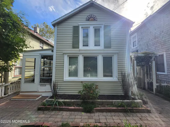 130 Heck Avenue, Ocean Grove, NJ 07756