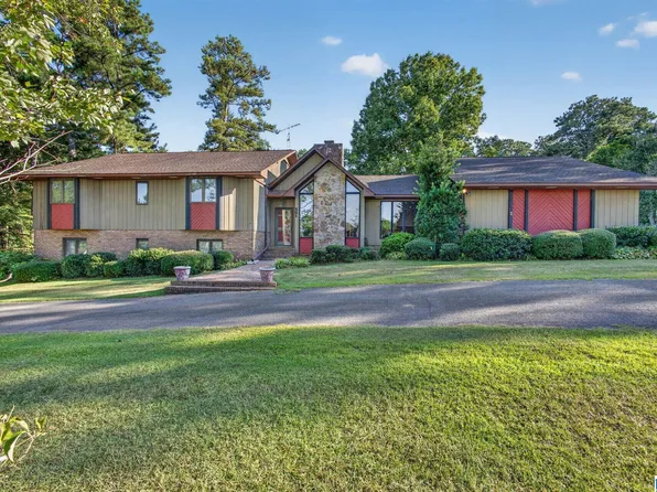 501 Pineview Rd, Clanton, AL 35045