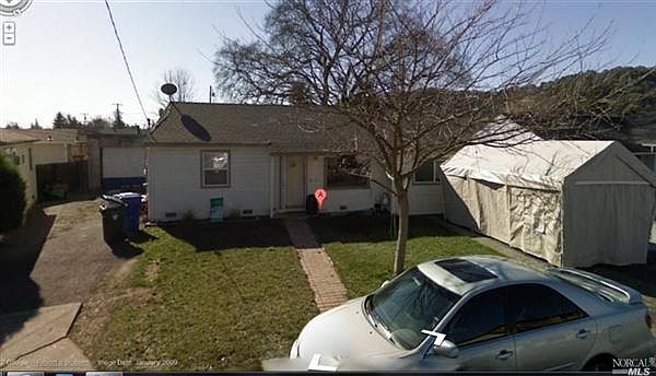 1st image of 7 Arrowwood Ave