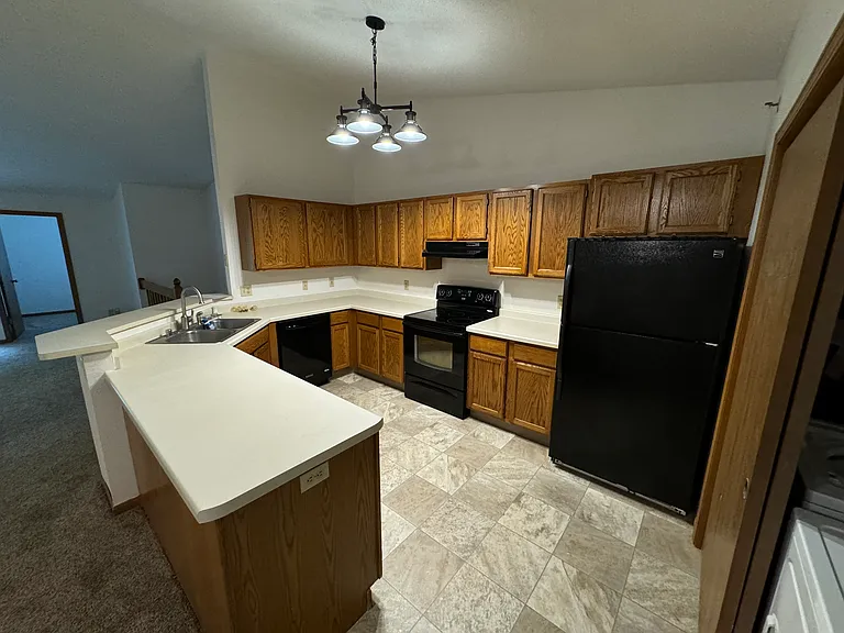 170 W Pioneer Rd #208 — Photo 9