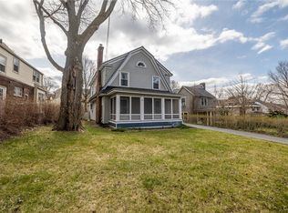 320 Salt Springs Rd, Syracuse, NY 13224