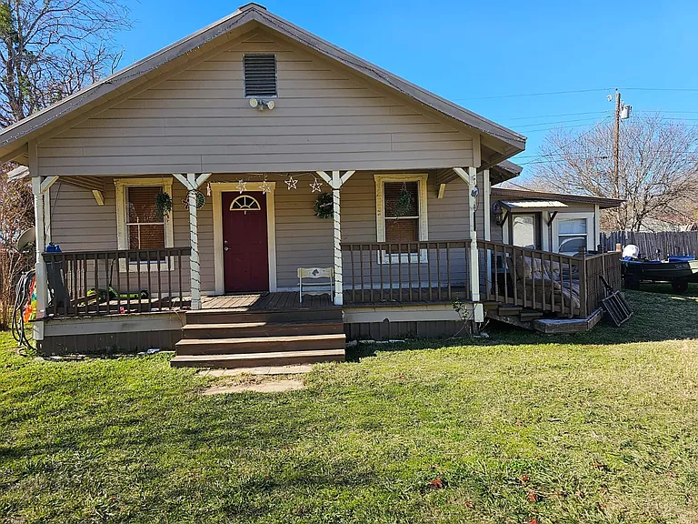 504 Brookman S — Photo 2