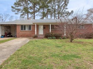 5708 Gretna Rd, Virginia Beach, VA 23455