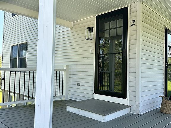 2nd image of 102 Vosburgh Rd #2