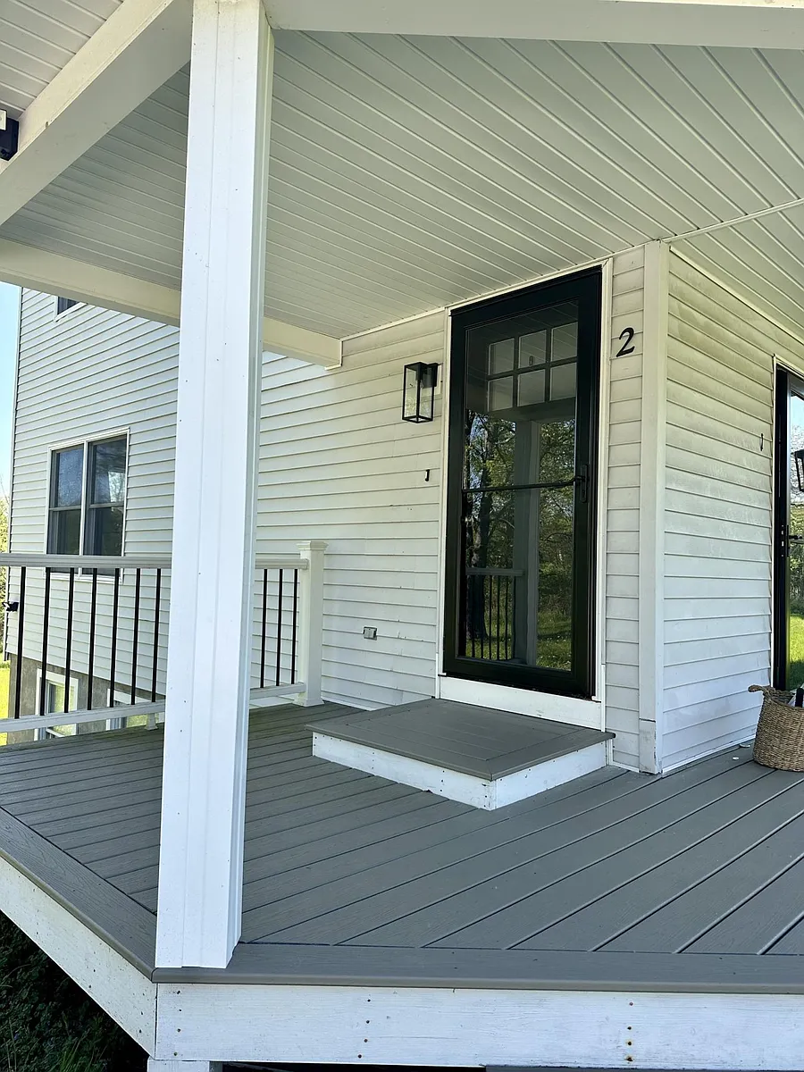 Building Photo - 102 Vosburgh Rd #2