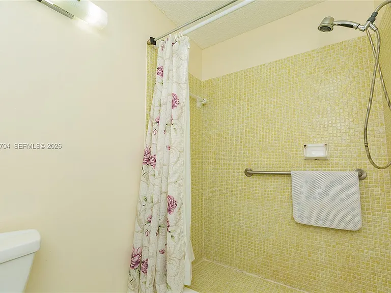 1055 NW 83rd Ave #C47 — Photo 22