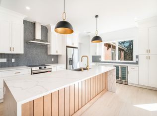 7 Elizabeth Pl, Armonk, NY 10504