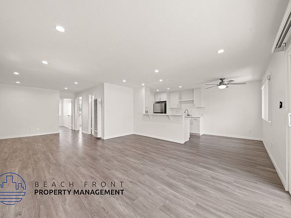 5th image of 7450 Crescent Ave APT 221