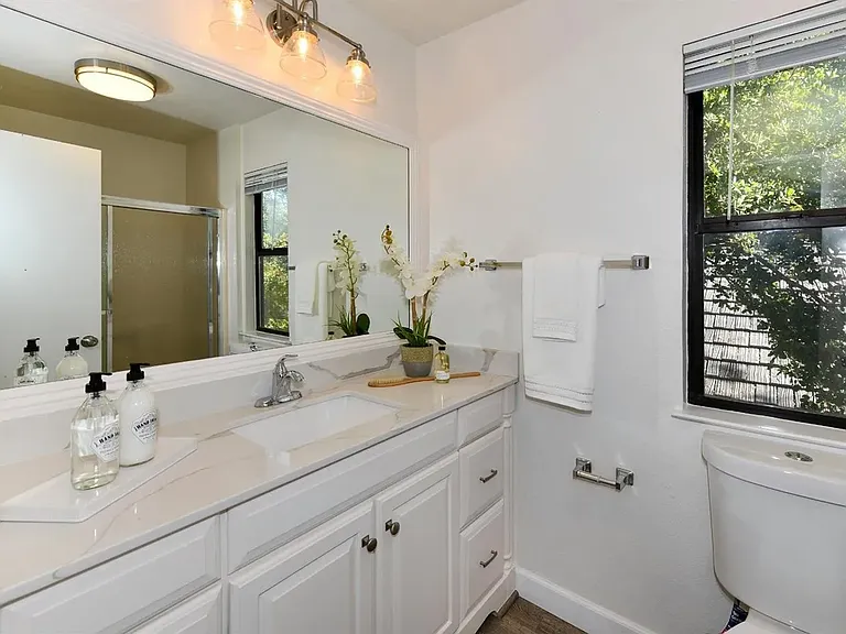 1614 B St #1 — Photo 7