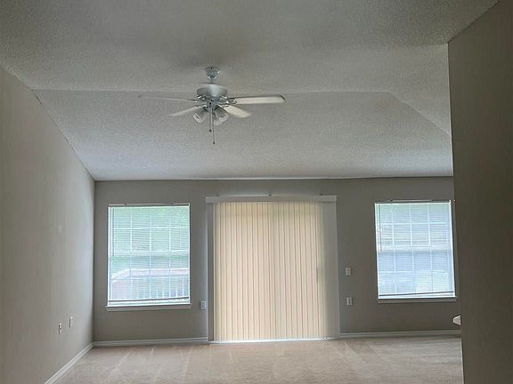 3rd image of 5294 Overbrook Dr