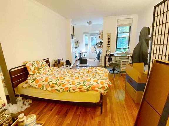 4th image of 308 E 85th St #3M