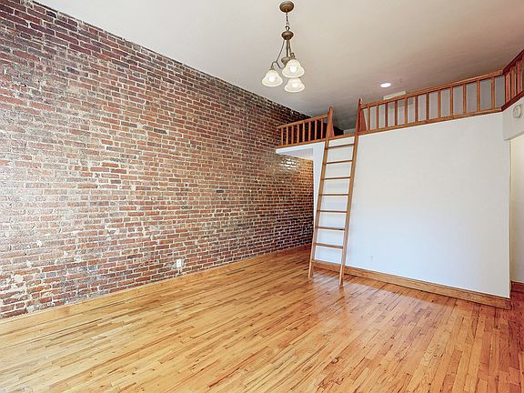 4th image of 323 W 75th St APT 3b
