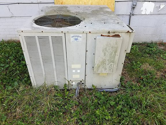 2nd image of 600 Betty St