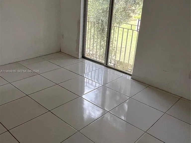 1679 Sunrise Blvd #1679 — Photo 5