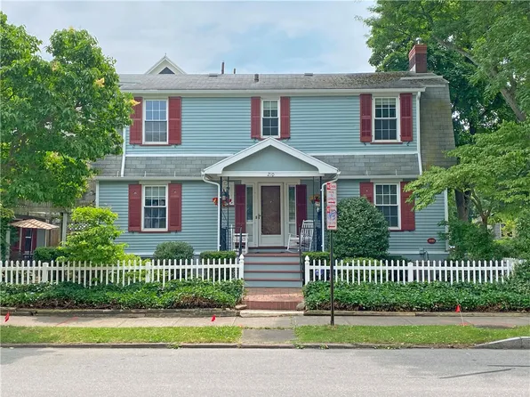 210 Brunswick St, Rochester, NY 14607