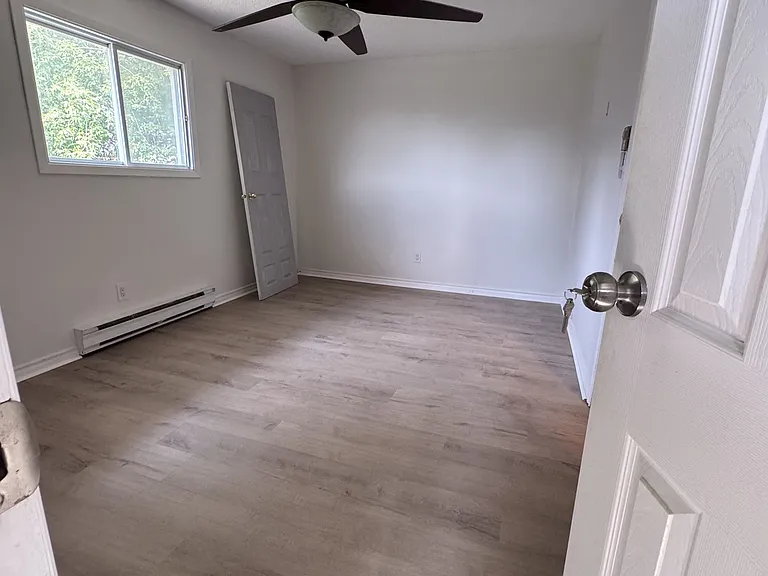 18 Annamaria Dr — Photo 10