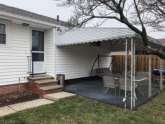 2nd image of 6333 Mariana Dr