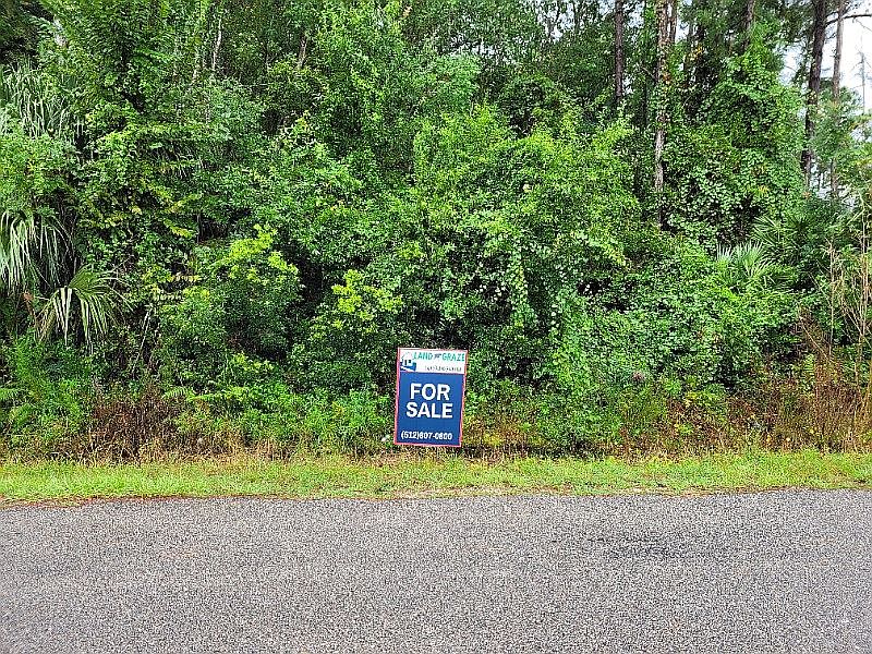 1st image of 913 Avery St Lot B