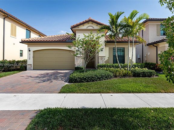 2nd image of 12130 N Baypoint Cir