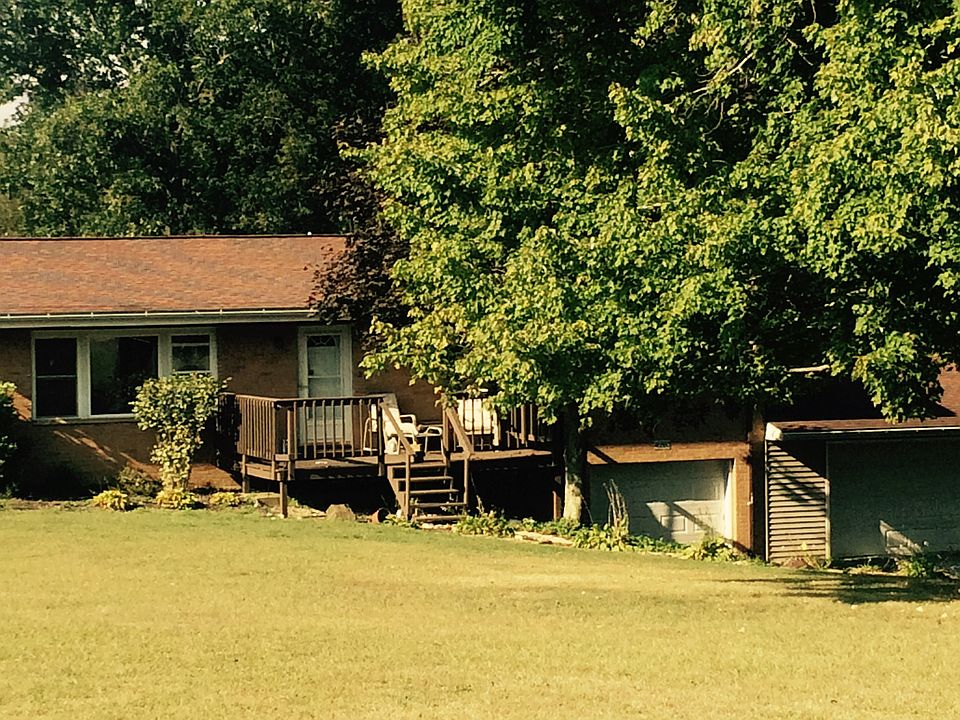 1st image of 46860 Mary St